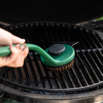 Big Green Egg Grid Scrubber