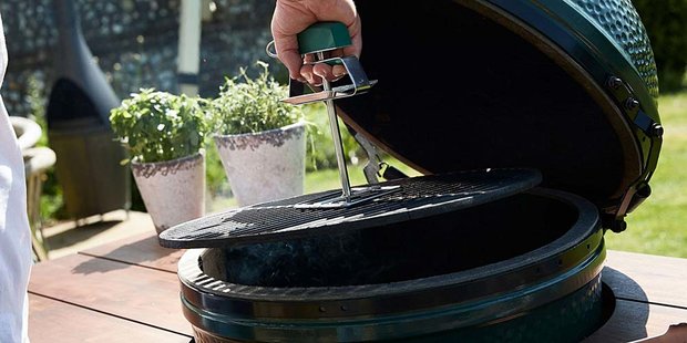 Big Green Egg Gietijzeren Grill Lifter 